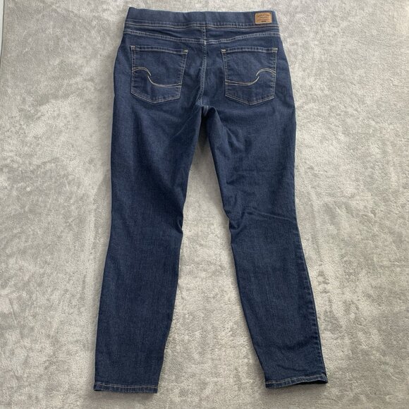 Signature Gold Levi Strauss Jeans Womens 33 Totally Shaping Pull On Skinny Denim - Picture 13 of 15